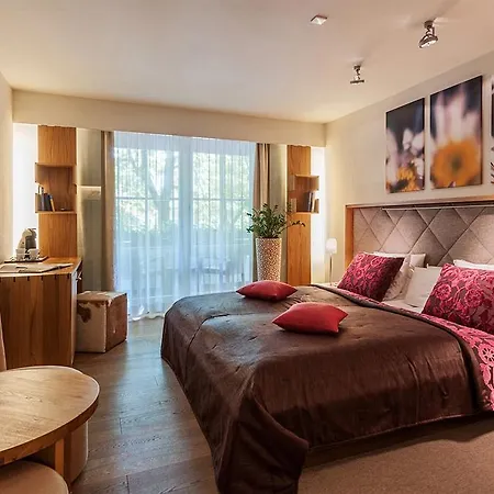 Maximilian 4* Oberammergau