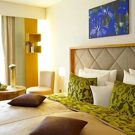 Maximilian Hotel