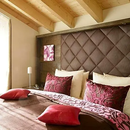 Hotel Maximilian 4*
