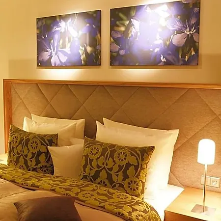 Maximilian Hotel