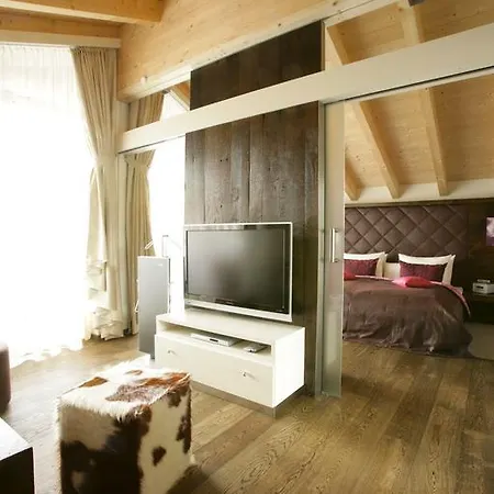Maximilian Hotell 5*